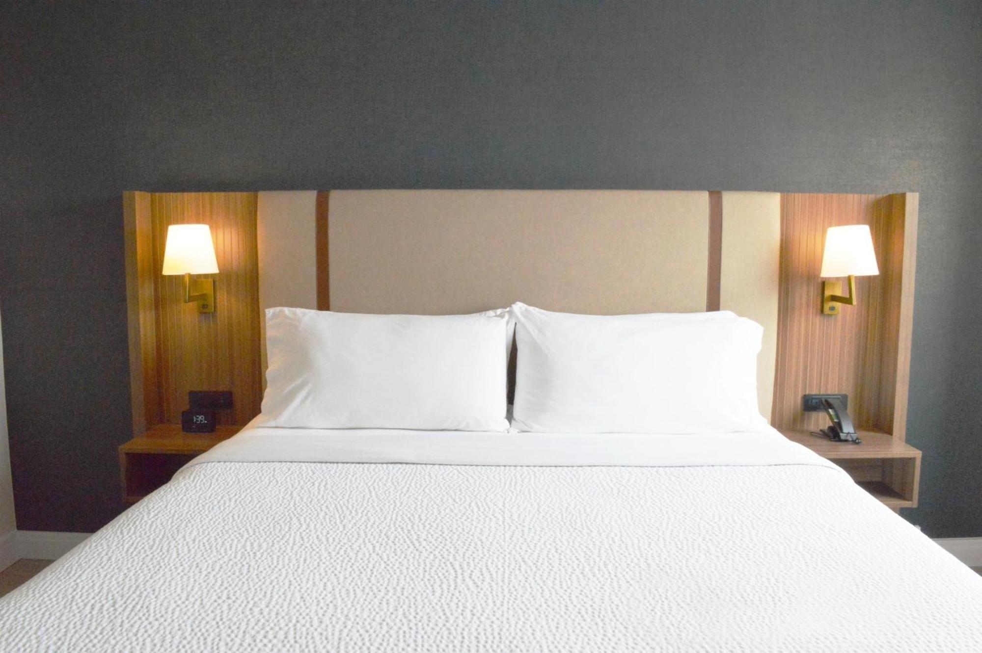 & Downtown By Ihg Hotel